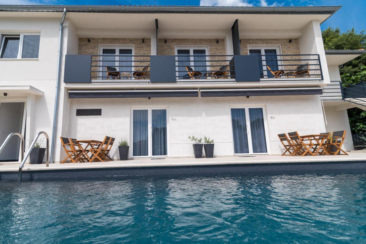 Curicta Design Apartments Krk Town Exterior foto
